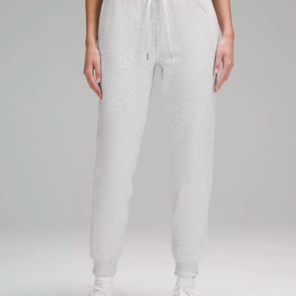 Lululemon Grey Scuba Sweats - Picture 1 of 3